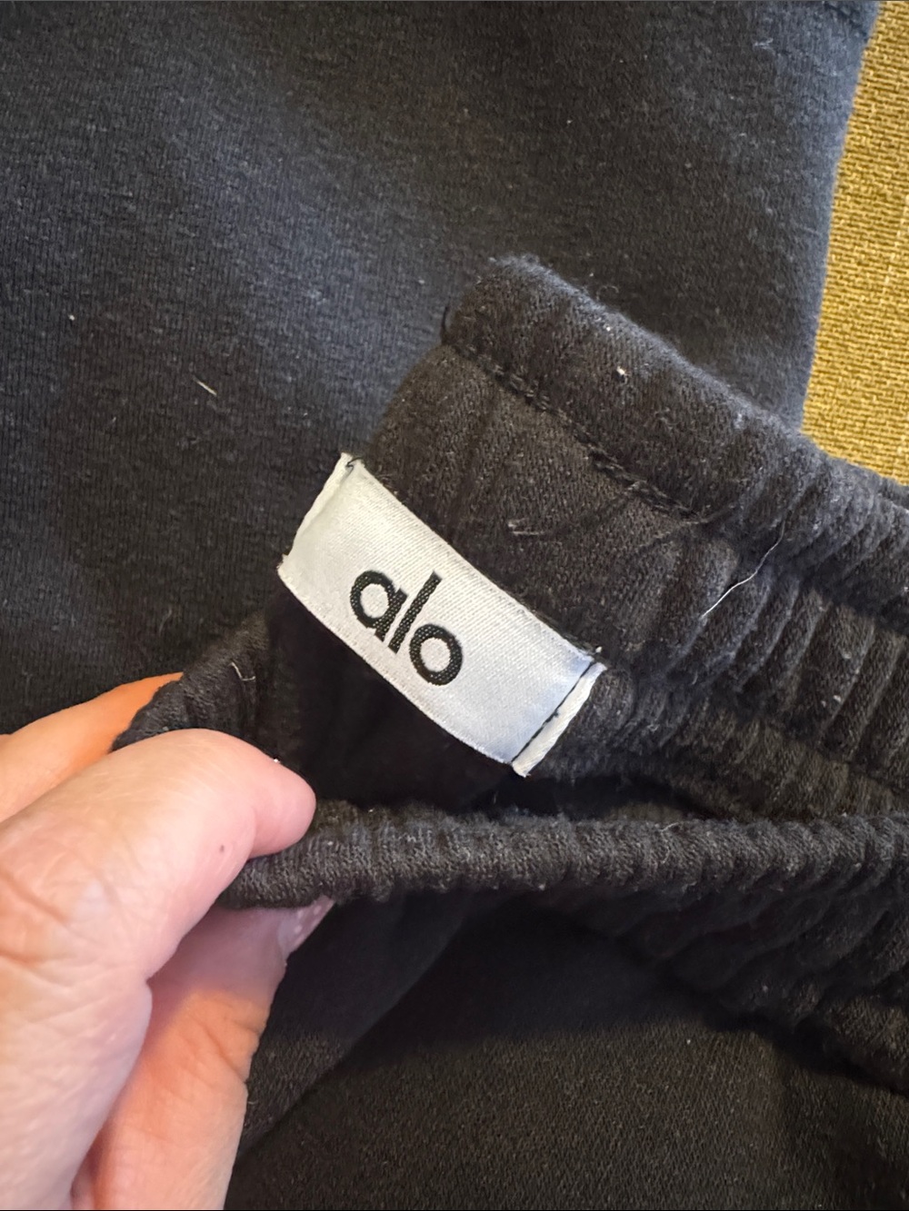 ALO Yoga Black Jogger Sweater & Pants Set - Picture 8 of 9
